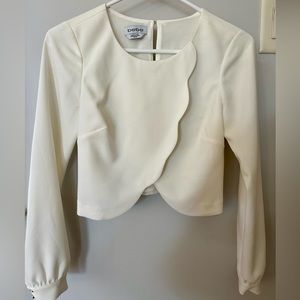 BEBE LONG SLEEVE SCALLOPED EDGE BLOUSE